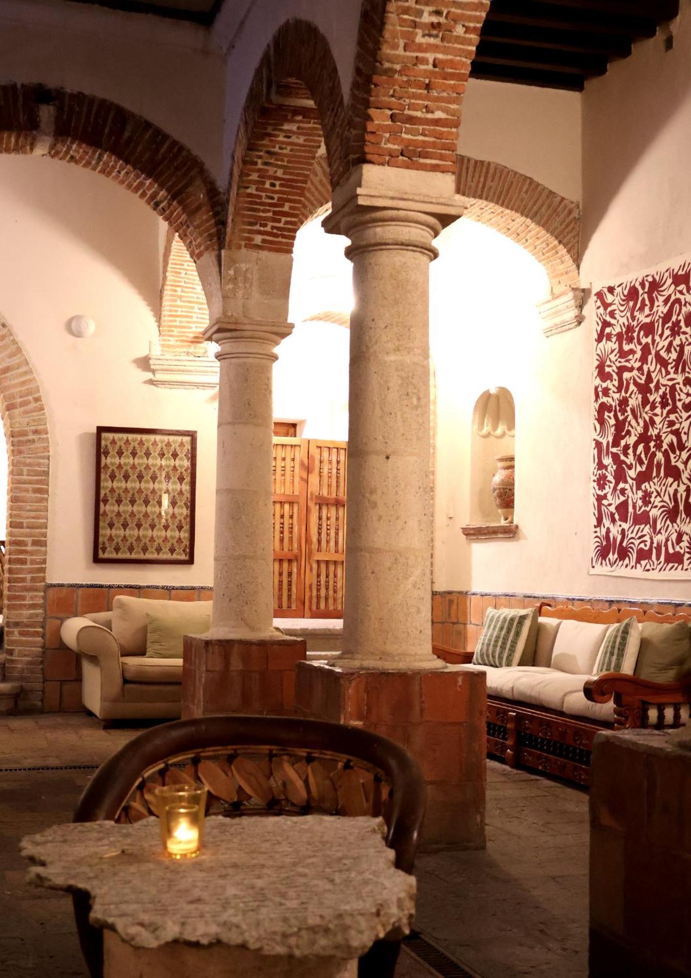 Hotel Los Arcos Taxco de Alarcon Esterno foto